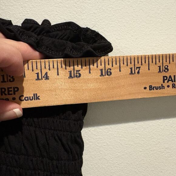 Old Navy CropTop Petite M Black Milkmaid Babydoll Ruffled Smocking Square Neck - Picture 8 of 11